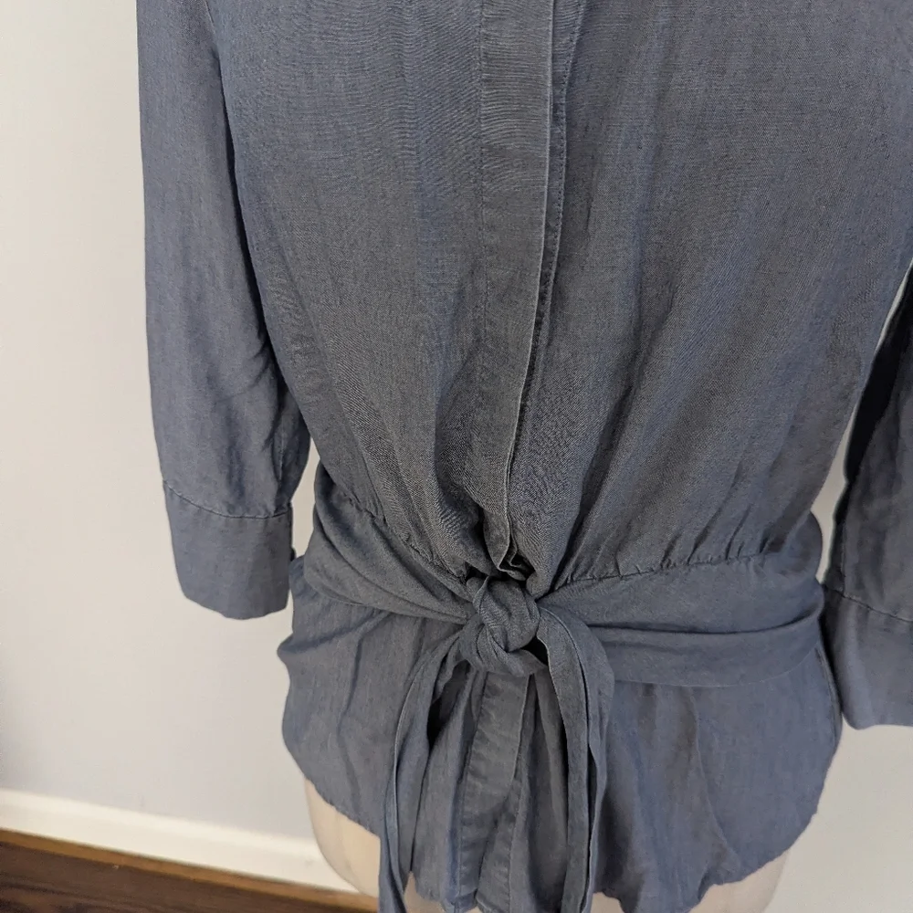 Women's L'Agence Colette Blouse Top Medium Tie Waist Denim Blue - Picture 6 of 10
